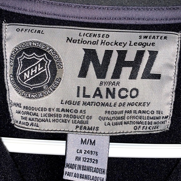 NWOT Canadiens NHL licensed official sweater  for kids new (2 FOR $20) - Picture 3 of 5